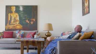 Not perfect, but here's 12000 simulated pens for an ad I made. (First time using blender)