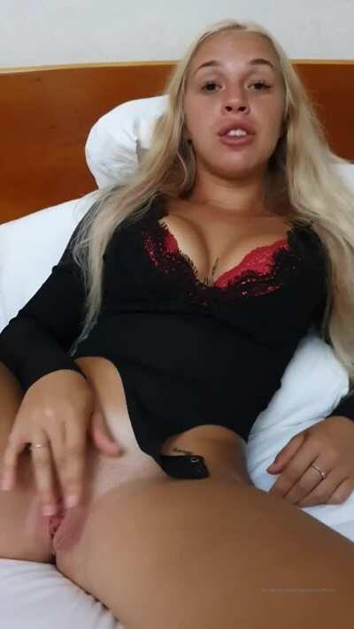 WAIT FOR IT... LOL. GOSH THIS BRIT CHICK IS CRAZY 20 GB (INCLUDES HARDCORE SEX TAPES ANAL ETC) LINK 🔗IN COMMENTS