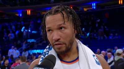 [Highlight] Jalen Brunson on the post game interview reveals his top secret strategy to starting the season with 15 assists and 0 turnovers