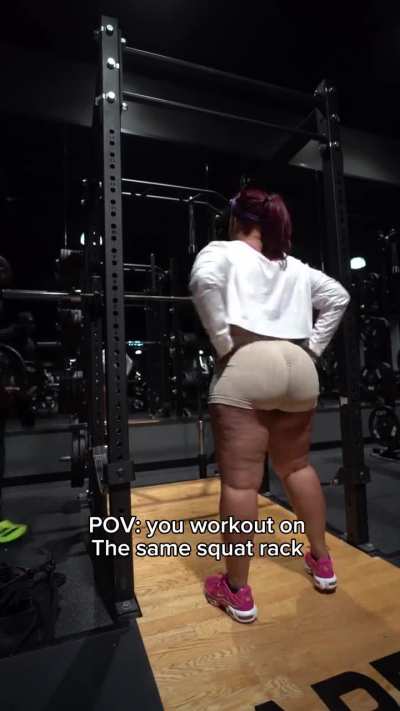 She came to workout with me message me for what happened after 😳