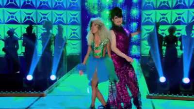 [S05E01] Penny Tration vs. Serena ChaCha