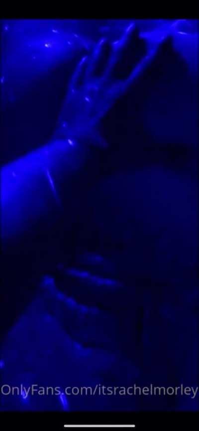 Short video today as a stopgap because she's in the hospital.(July 31,2020)