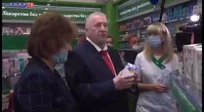 Мне срочно нужен такой же Сафонов!