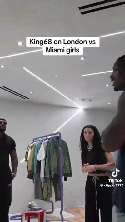 🇬🇧🇩🇪🇵🇱>🇺🇸