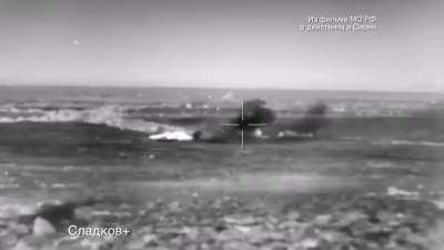 Russian Uran-9 unmanned combat vehicle and Russian SOF taking out ISIS/militants in Syria