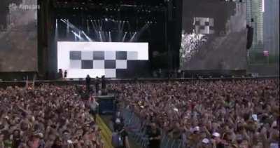 Carti thanking God then singing uzi part