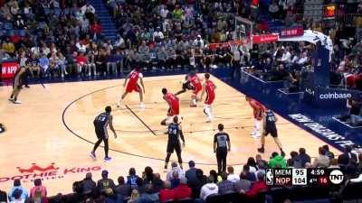 [Highlight] Jose Alvarado steals the ball away from Ja Morant