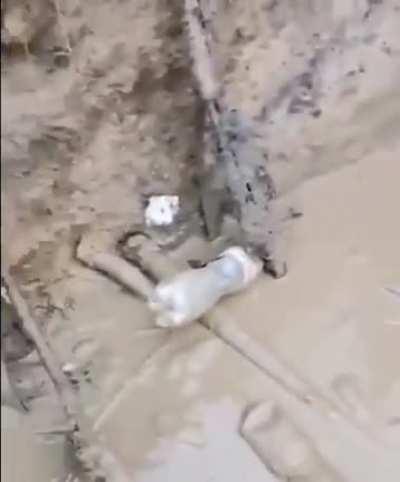 RU POV: Ukranian soldiers show conditions on the frontline, somewhere around bakhmut.