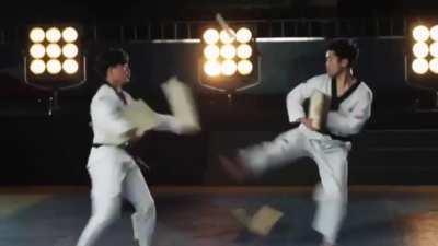 You kick, I kick, We kick!