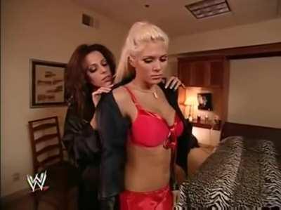 Torrie Wilson & Dawn Marie full Lesbian Hotel Segment