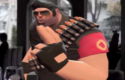 Gruby z Drużyna Forteca 2 śpiewa Przez Twe Oczy Zielone