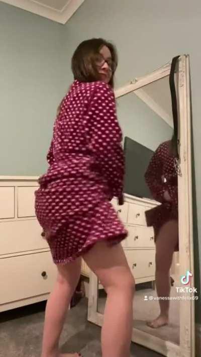 Hot girl with dildo tiktok challenge