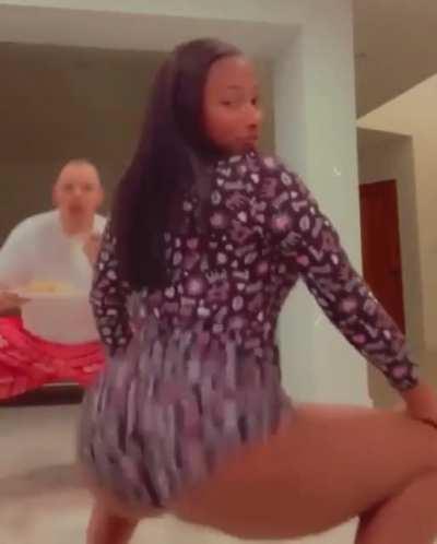 Meg(CryBaby Challenge)😍