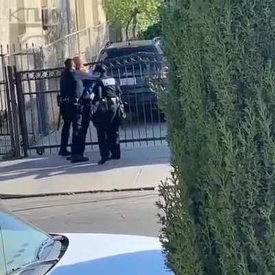 Police brutality at its best. You’re already about to handcuff the guy. He was not resisting arrest. But you beat his ass because he called you a tool???!!?? 😡🤬🤬