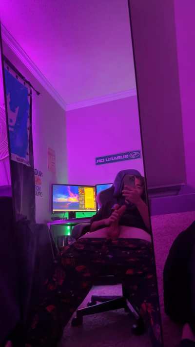 Who needs a good pounding and their holes filled?😮‍💨😘 (22M4F)