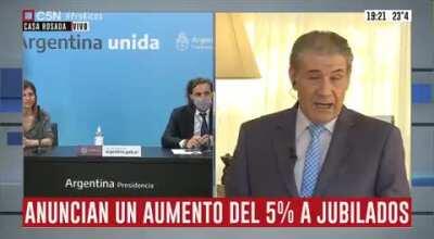 Victor Hugo Morales explica que la mínima es de 28,000 pesos y que los jubilados viven en pareja entonces se multiplica por dos.