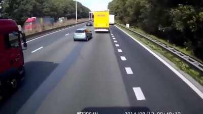 CrossIng four lanes on the motorway. D/V