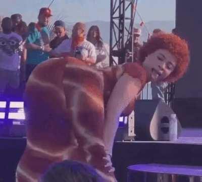 Ice Spice has a lotta cake