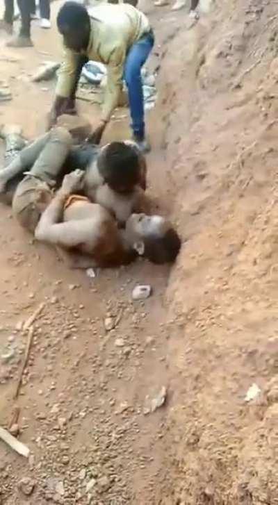 Thiefs punished in Uganda for stealing