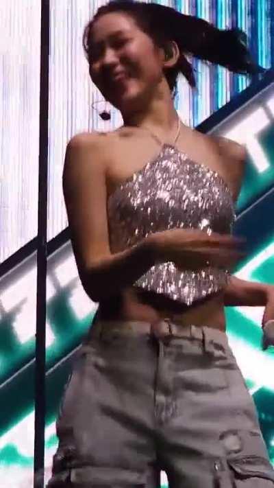 ITZY - Yeji feat. Ryujin