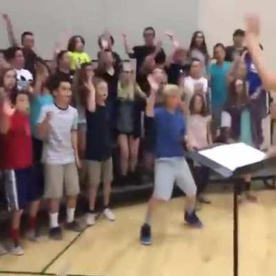 The kid in the blue shirt is gone