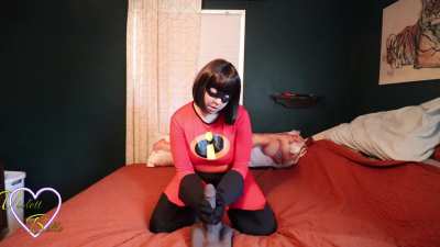 Look at all the disney cosplays