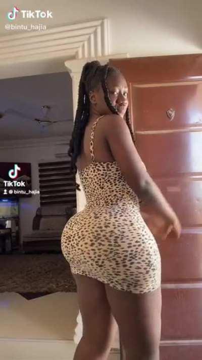 Something light (still a lot of ass)