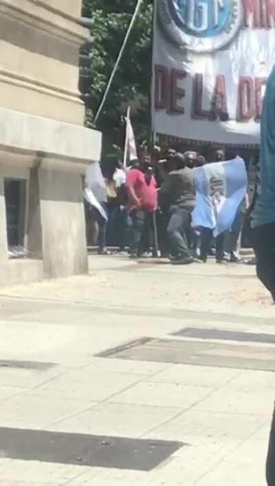 Personajes que uno encuentra