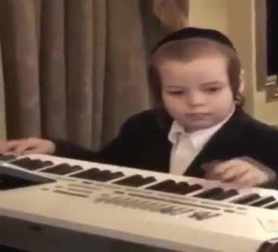 My son is making me a sound track for helping me evict rent hogs ❤️🇮🇱