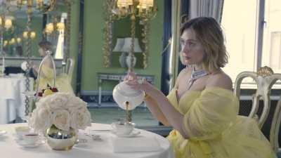 Lizzie x Harper's Bazaar