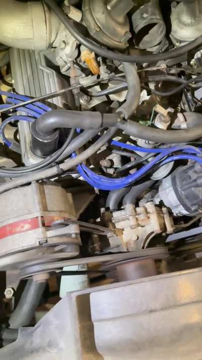 Fan belt noise, or? Range Rover Classic 1978