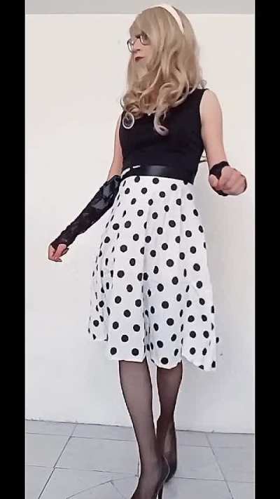 Would you take me out to dinner?❤️