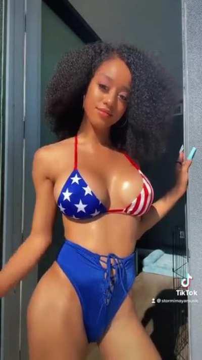 Stormi Maya (@stormimaya)