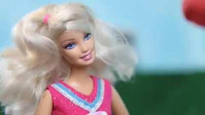 Me watching y'all let K'Sante's homophobic hybrid between Tank/Bruiser kit slide while slandering Panth's.