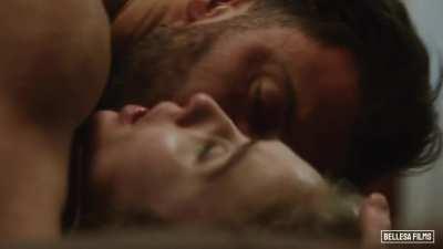 2 arkadaş konuşurken işler hiç iyi yere gitmiyor Lena Paul ve muhteşem azgınlığı...