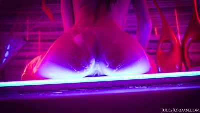 Perfect lighting for Emily Willis