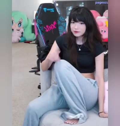 Emiru cosplay stream w/ norafawn - May 2025