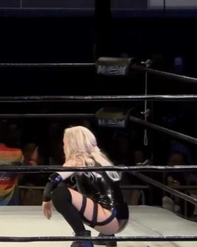 Scarlett Bordeaux