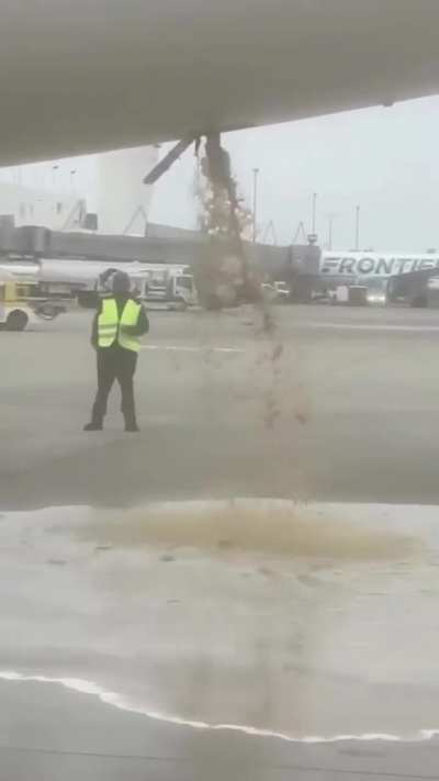 Guys does my playne have  diarrhea? It’s not mentioned on the MEL, am I fine to continue my next flight?