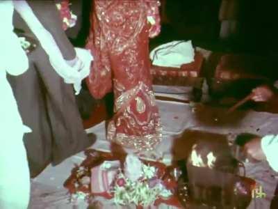 Destination Bombay (1976) - Bombay (India) in 1970s