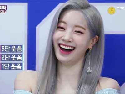 Dahyun's laughing scale (191002)