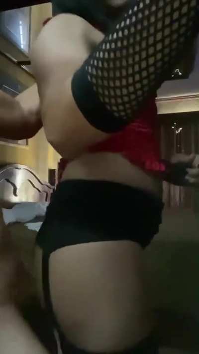 Do you like sissy latinas?<33