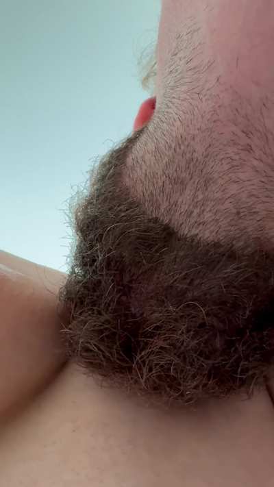 That tongue feels amazing on my clit🥵