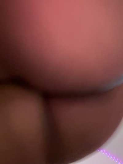 I know many of you have never been with a ebony girl. I can change that ;)