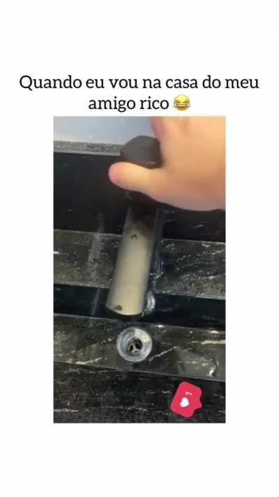 Famosa torneira pega-trouxa 😆😆😆