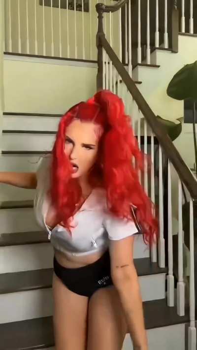 BRAGGADOCIOUS Butt