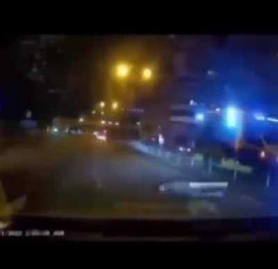 MaN hAs SeIzUrE aFtEr HoRrIfIc CaR cRaSh!