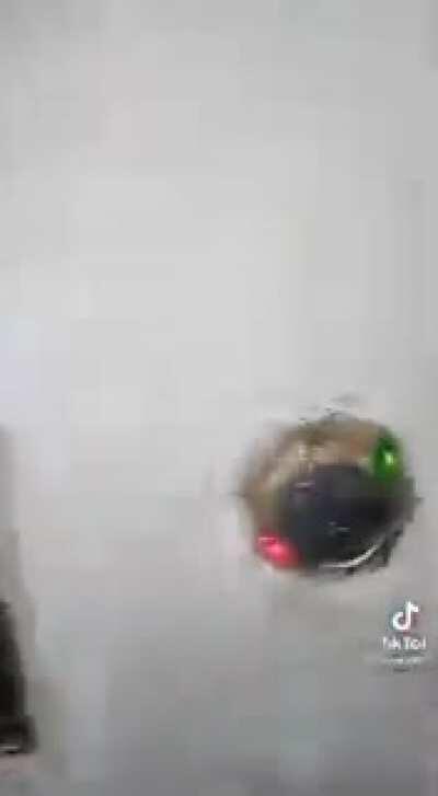 Maquina de pinga e cigarro 24h: esse é gênio