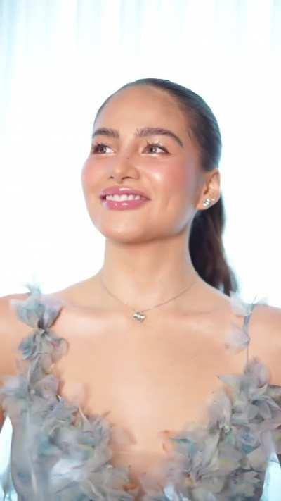 Elisse Joson