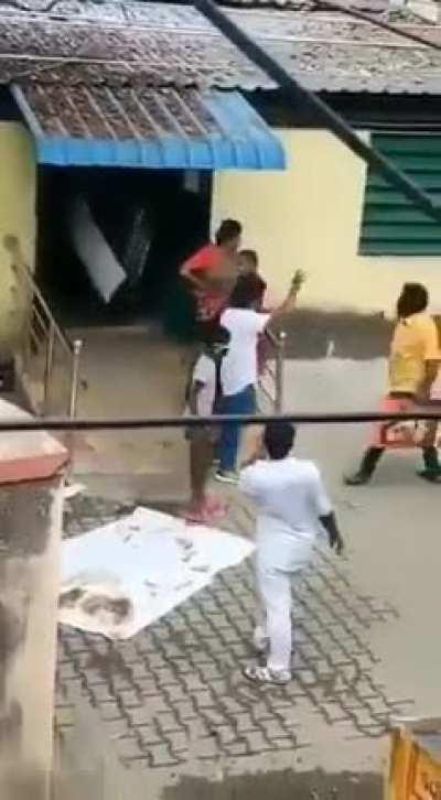 Dmk party members has destroyed amma canteen by today morning in anna nagar